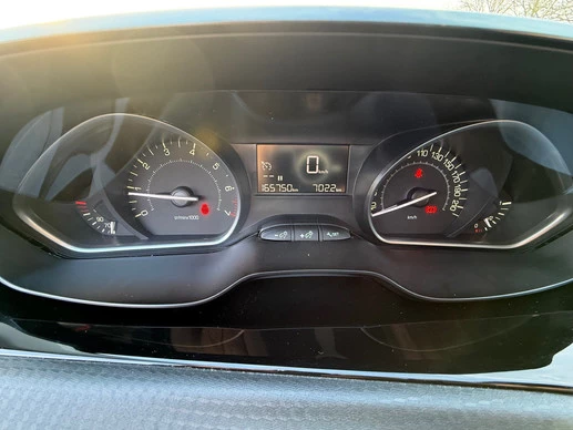 Peugeot 2008 - Afbeelding 16 van 23