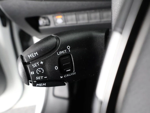 Peugeot e-208 - Afbeelding 19 van 30