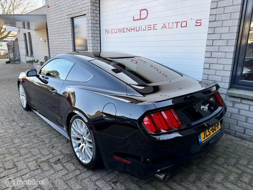 Ford Mustang - Afbeelding 3 van 19