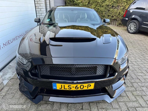 Ford Mustang - Afbeelding 4 van 19