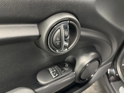 MINI Cooper - Afbeelding 15 van 30