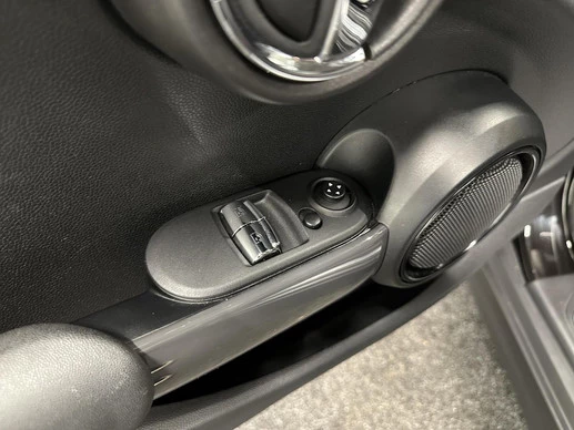 MINI Cooper - Afbeelding 16 van 30