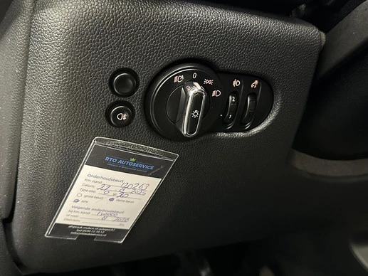 MINI Cooper - Afbeelding 17 van 30