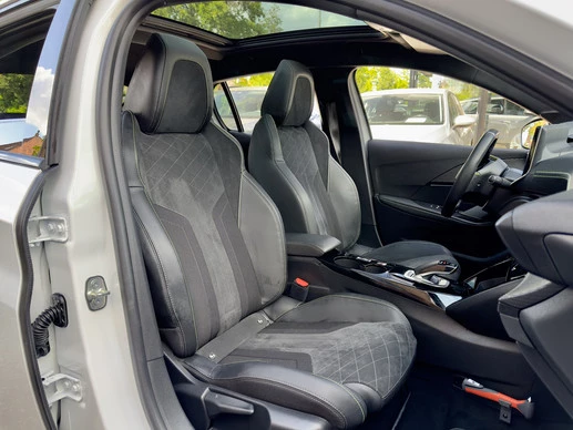 Peugeot e-208 - Afbeelding 24 van 30