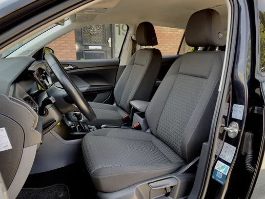 Volkswagen T-Cross - Afbeelding 16 van 27