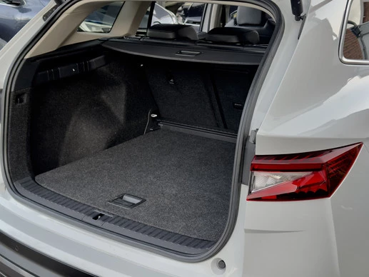 Škoda Enyaq iV - Afbeelding 27 van 30