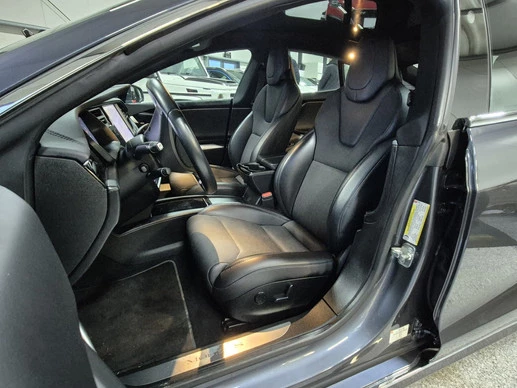 Tesla Model S - Afbeelding 2 van 24