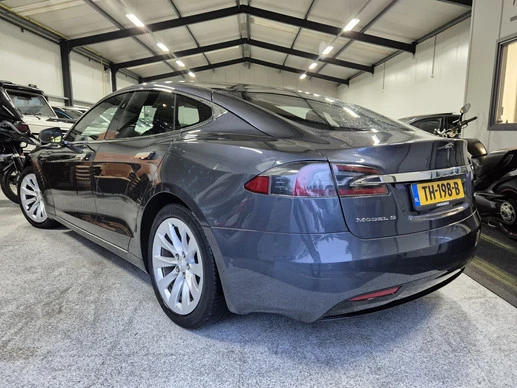 Tesla Model S - Afbeelding 6 van 24