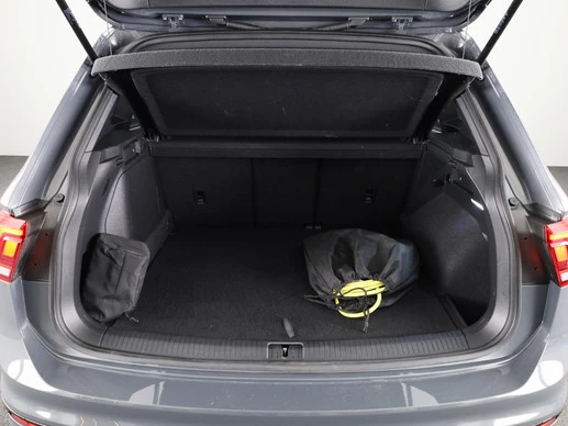 Volkswagen Tiguan - Afbeelding 17 van 30