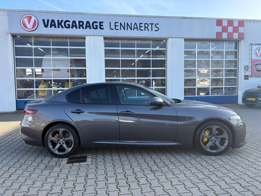 Alfa Romeo Giulia - Afbeelding 3 van 30