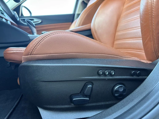 Alfa Romeo Giulia - Afbeelding 13 van 30