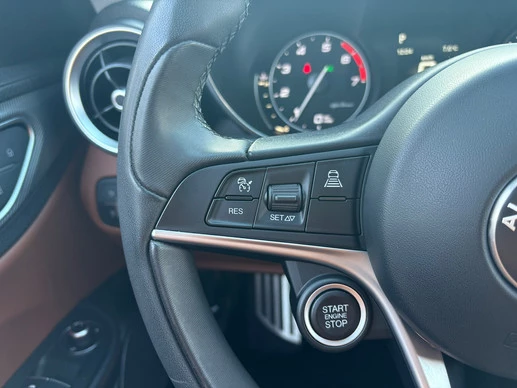 Alfa Romeo Giulia - Afbeelding 20 van 30