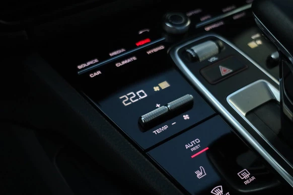 Porsche Cayenne - Afbeelding 15 van 30