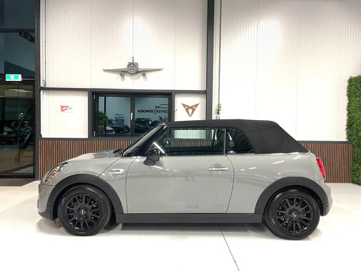 MINI Cooper S Cabrio - Afbeelding 19 van 30