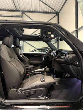 MINI Cooper - Afbeelding 28 van 30