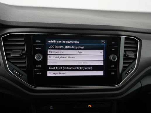 Volkswagen T-Roc - Afbeelding 19 van 30