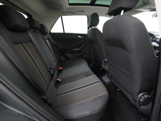 Volkswagen T-Roc - Afbeelding 24 van 30
