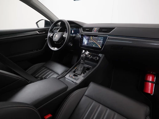 Škoda Superb - Afbeelding 2 van 30