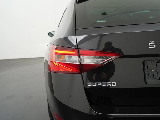 Škoda Superb - Afbeelding 25 van 30