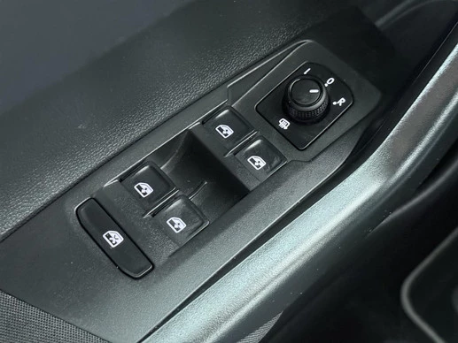 Volkswagen Polo - Afbeelding 24 van 30