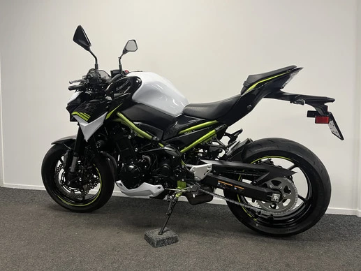 Kawasaki Z900 - Afbeelding 15 van 22