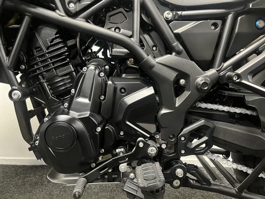 Benelli TRK - Afbeelding 17 van 22