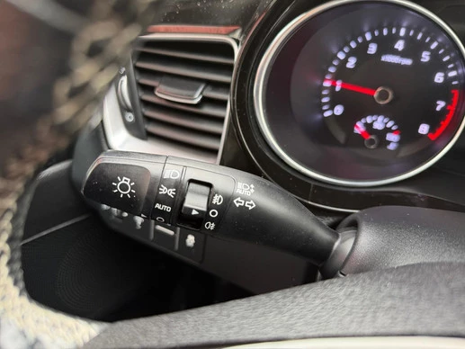 Kia Ceed - Afbeelding 18 van 30