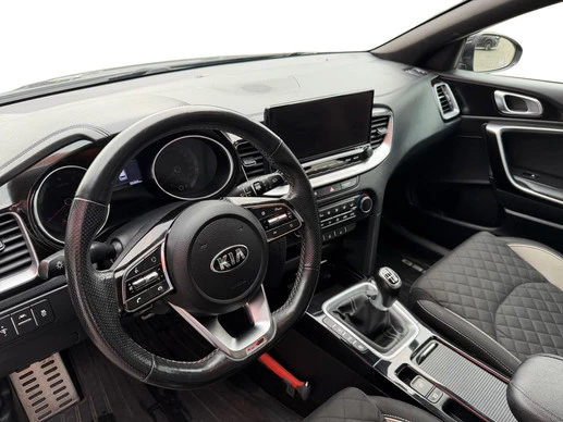 Kia Ceed - Afbeelding 27 van 30