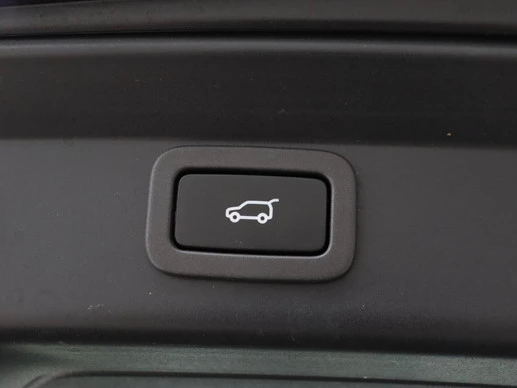 Jaguar I-PACE - Afbeelding 28 van 30