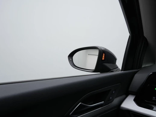 Volkswagen Golf - Afbeelding 18 van 30