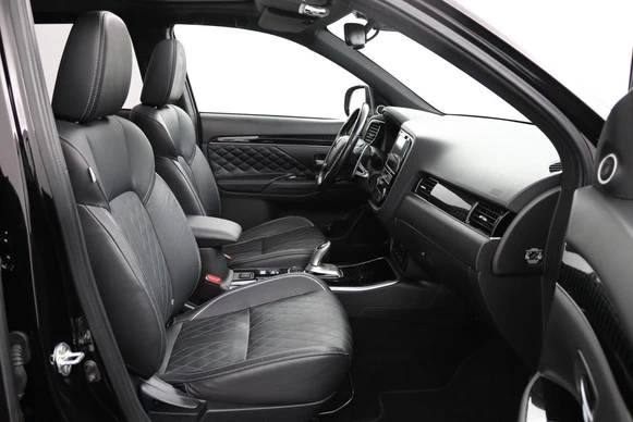 Mitsubishi Outlander - Afbeelding 18 van 30