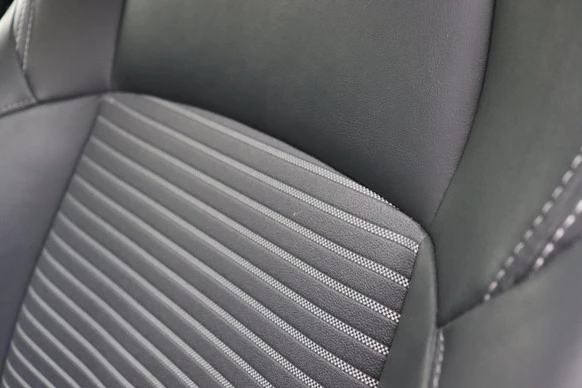 Toyota RAV4 - Afbeelding 24 van 30