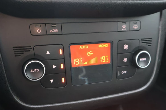 Fiat Punto - Afbeelding 12 van 19