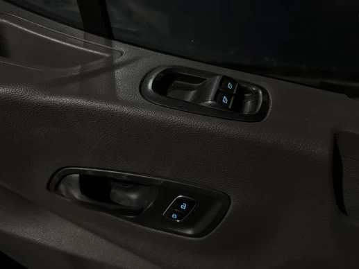 Ford Transit - Afbeelding 18 van 21