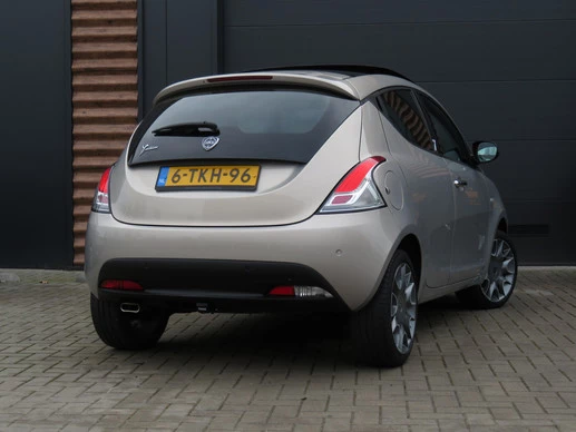 Lancia Ypsilon - Afbeelding 2 van 19