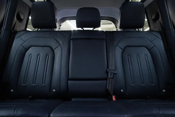 Land Rover Defender - Afbeelding 7 van 30