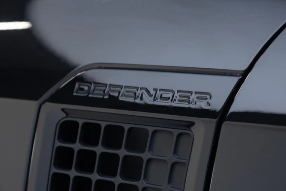 Land Rover Defender - Afbeelding 14 van 30