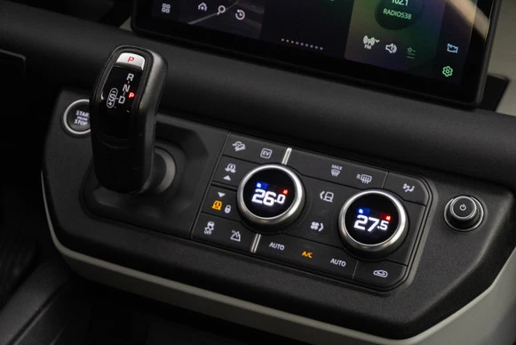 Land Rover Defender - Afbeelding 15 van 30