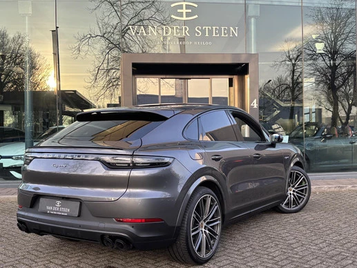 Porsche Cayenne - Afbeelding 2 van 30