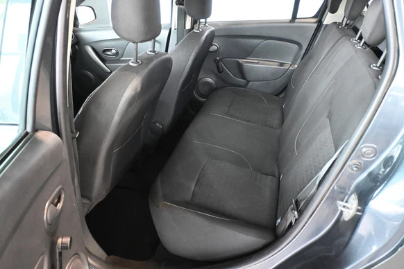 Dacia Logan - Afbeelding 8 van 30