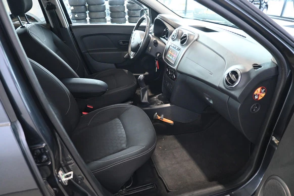 Dacia Logan - Afbeelding 23 van 30