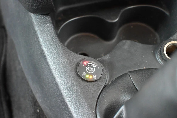 Dacia Logan - Afbeelding 25 van 30