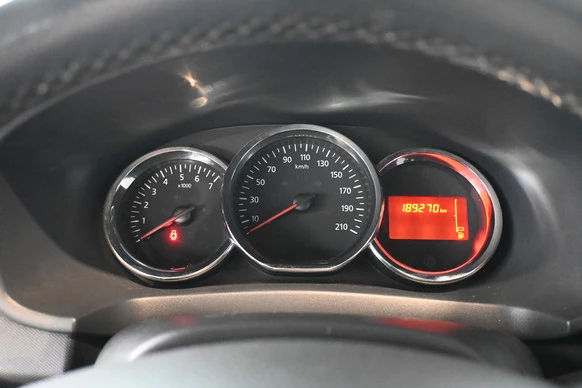 Dacia Logan - Afbeelding 27 van 30