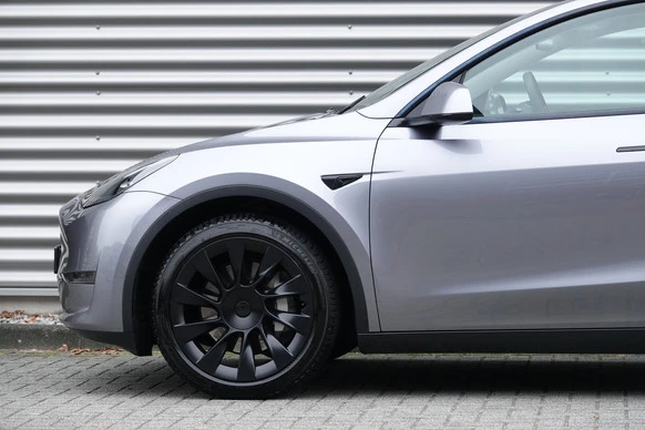 Tesla Model Y - Afbeelding 10 van 22