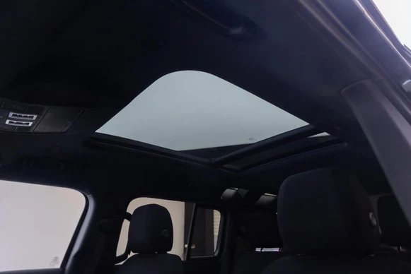 Land Rover Defender - Afbeelding 23 van 30