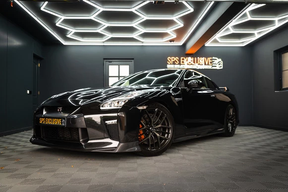 Nissan GT-R - Afbeelding 1 van 30