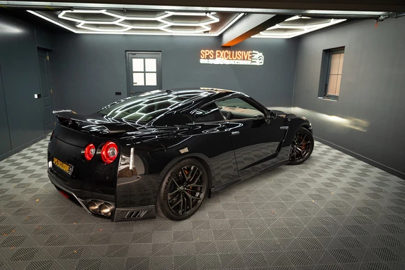 Nissan GT-R - Afbeelding 16 van 30