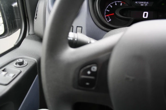 Opel Vivaro - Afbeelding 14 van 18