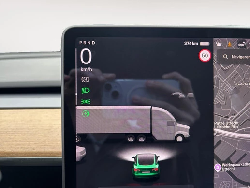 Tesla Model 3 - Afbeelding 22 van 26