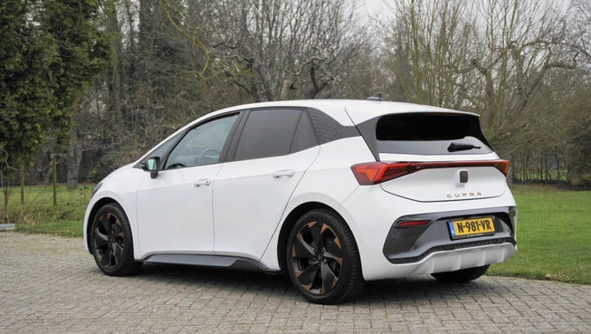 CUPRA Born - Afbeelding 2 van 25